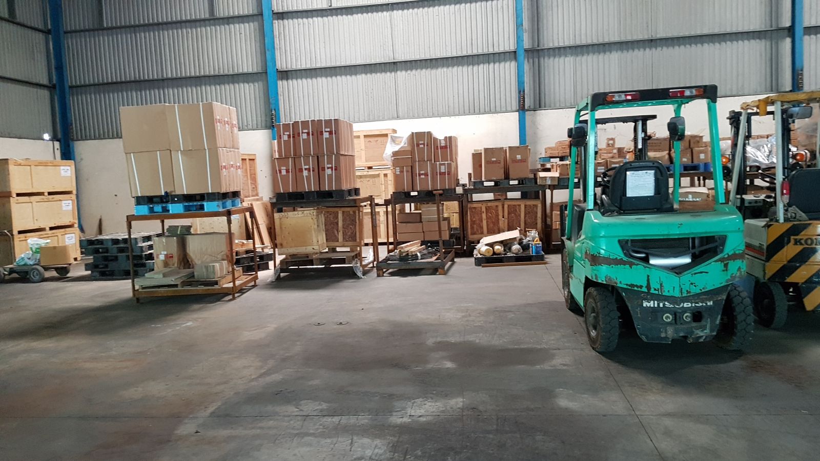 Kho hàng công ty - Copy 12